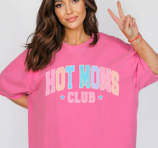 *GLITTER* HOT MOMS CLUB